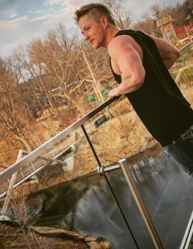 chrisblades69 profile photo