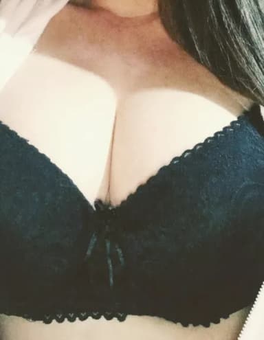 clarabigboobs profile photo