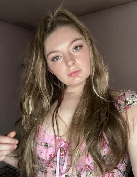 curves4daze profile photo