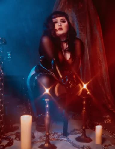 Mistress Donna Venom profile photo
