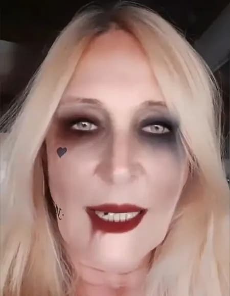 larubiamirella profile photo
