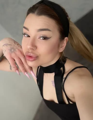 Dari profile photo