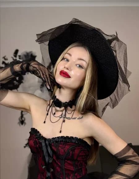 Mila Rose 🌹 profile photo