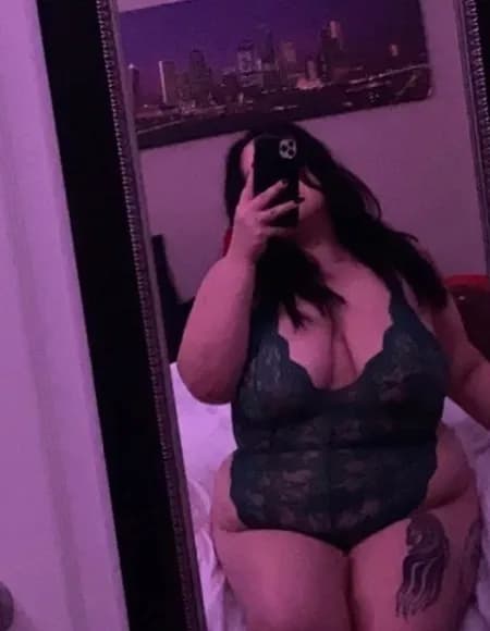 missbustyyy profile photo