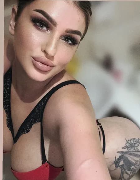 BUSTY_OLIVIA🍒 profile photo