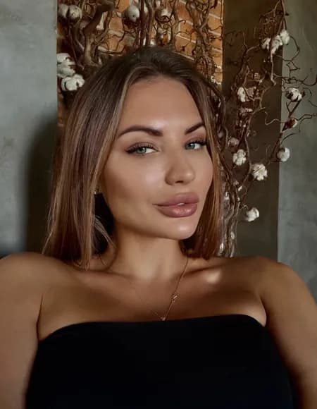 Ilona 👑 Royale profile photo
