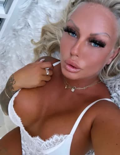 Carly profile photo