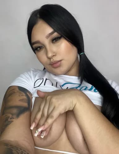 nallelydiaz profile photo