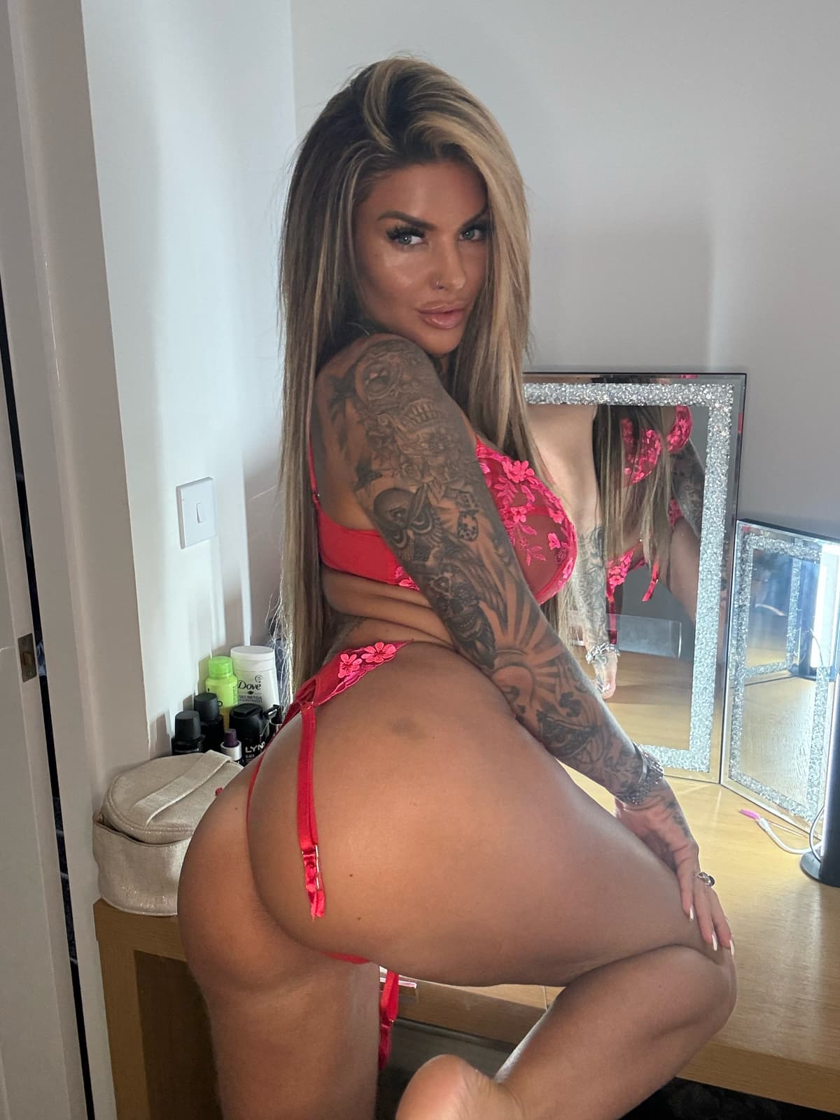 Tattooed PowerMedic Kayleigh profile photo