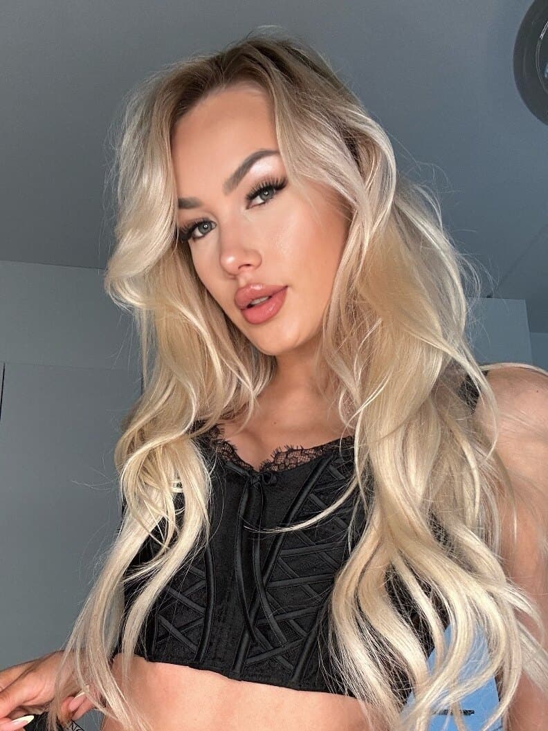 BrattyBlonde 💞 profile photo