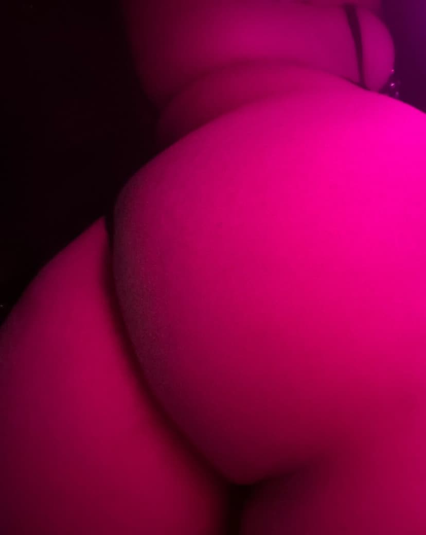 Big tit latina profile photo