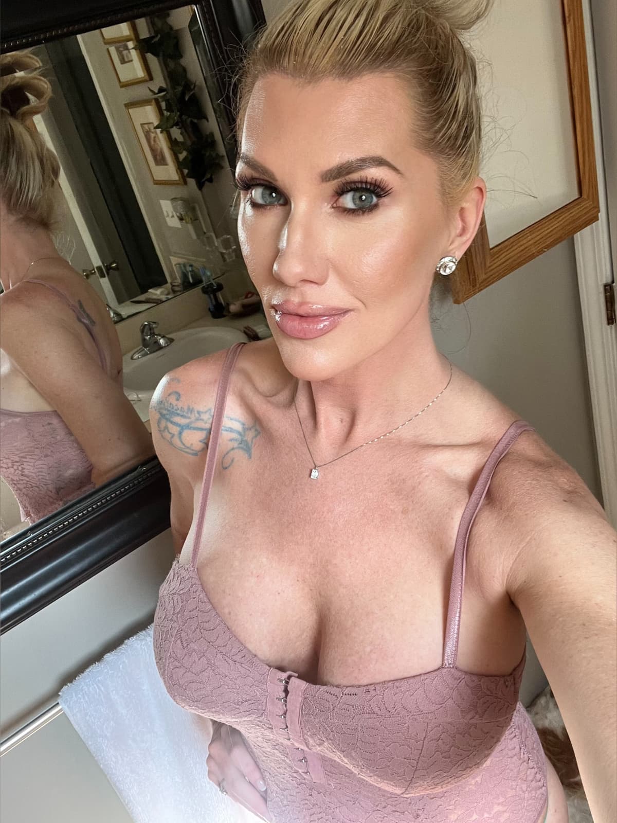 ✨LillyLovely✨ profile photo