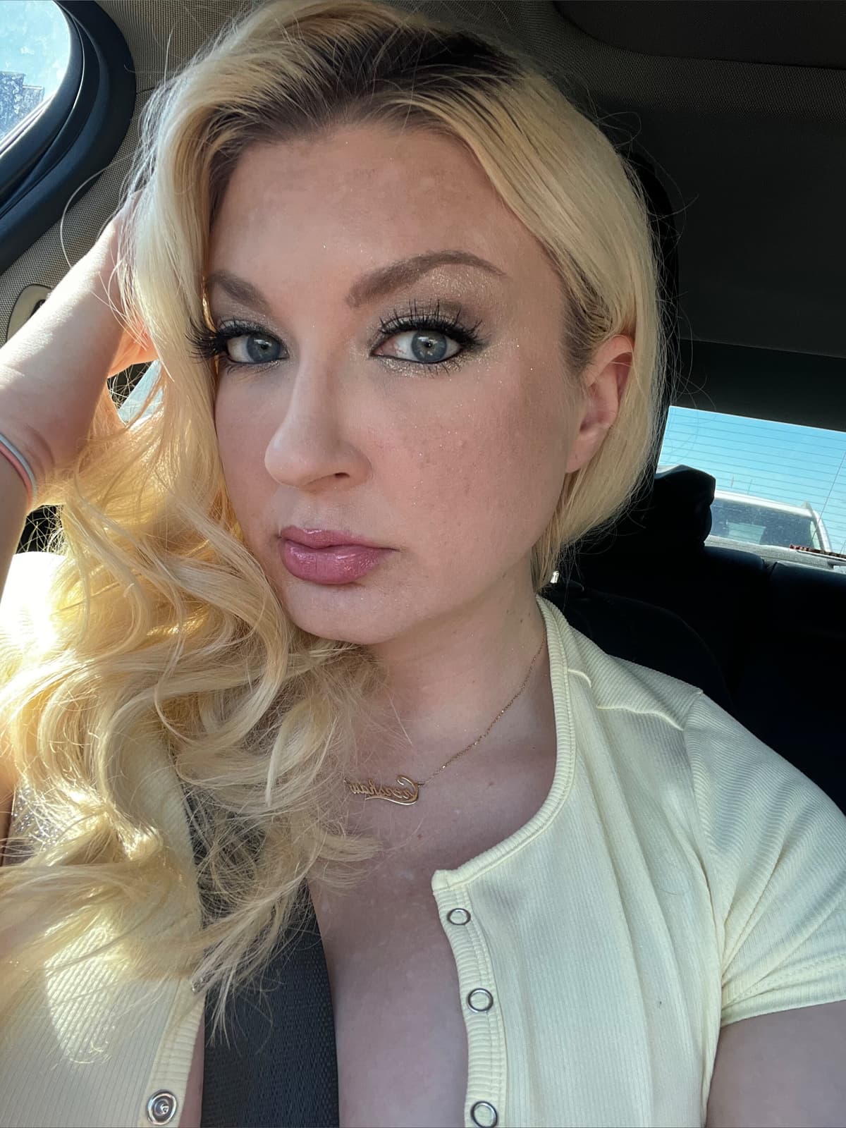 Leya Falcon profile photo
