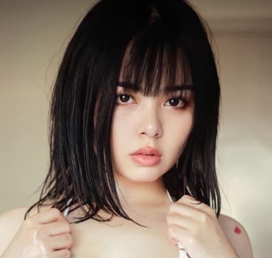 Estelle Shiori 💫 profile photo