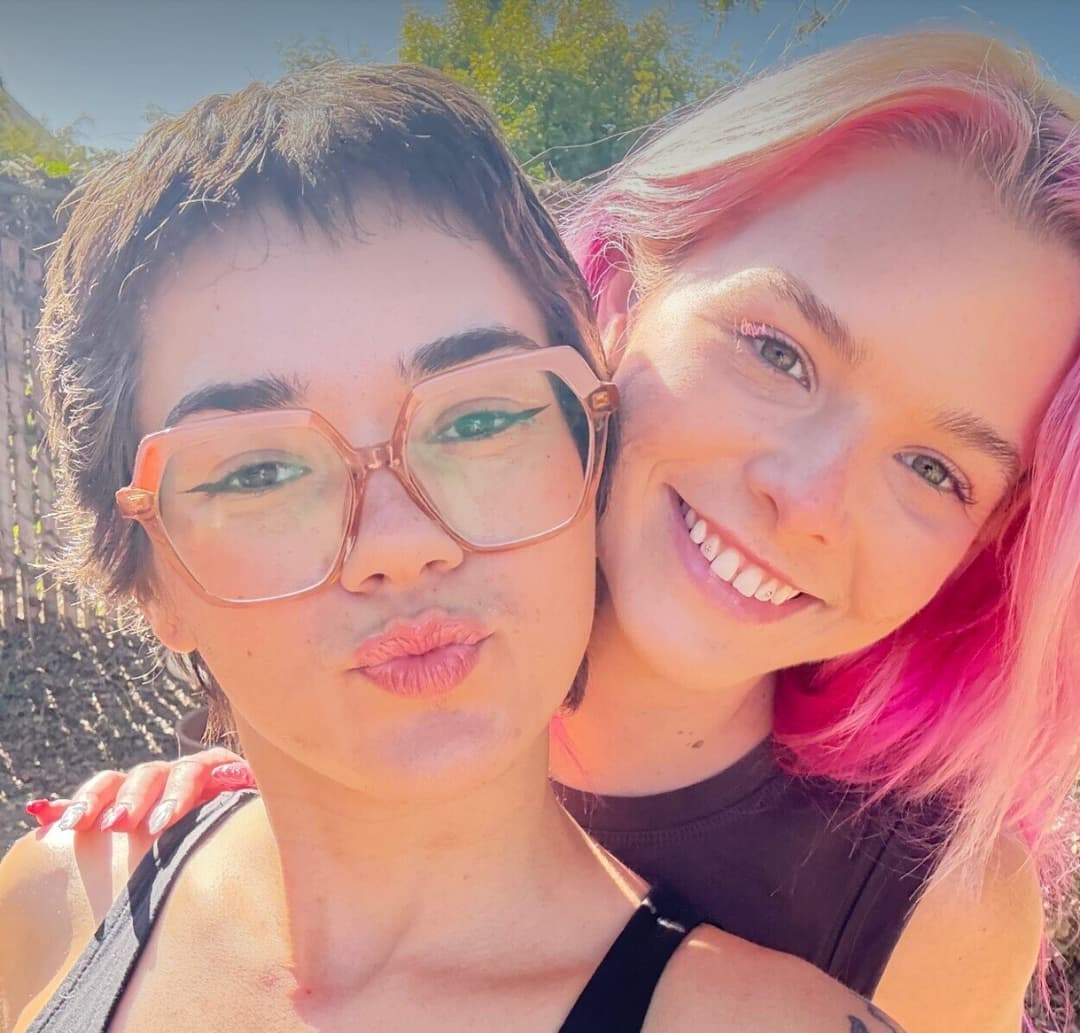 Charm and Venus 💖 profile photo