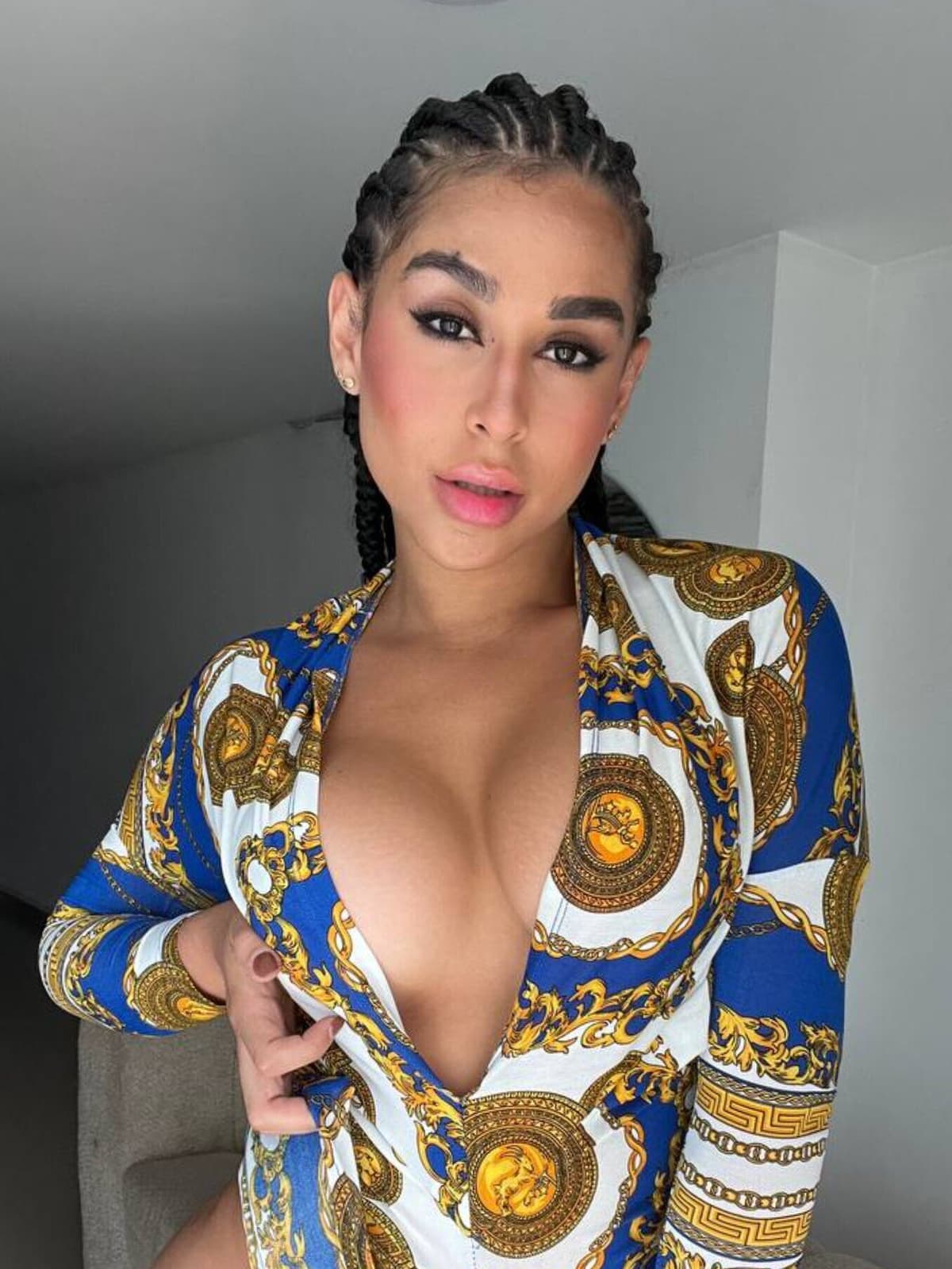 𝐶𝑎𝑠𝑠𝑖𝑒 - 𝐴𝑙𝑝ℎ𝑎 𝑄𝑢𝑒𝑒𝑛 ❣️ profile photo